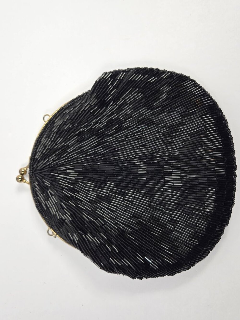 La Regale Black Bugle Bead Clamshell Clutch Evening Bag Kiss Lock Formal